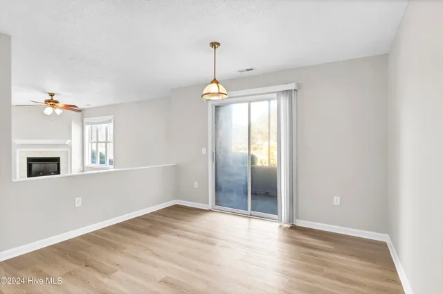 $1,600 | 4101 Breezewood Drive, Unit 101, Wilmington, NC 28412