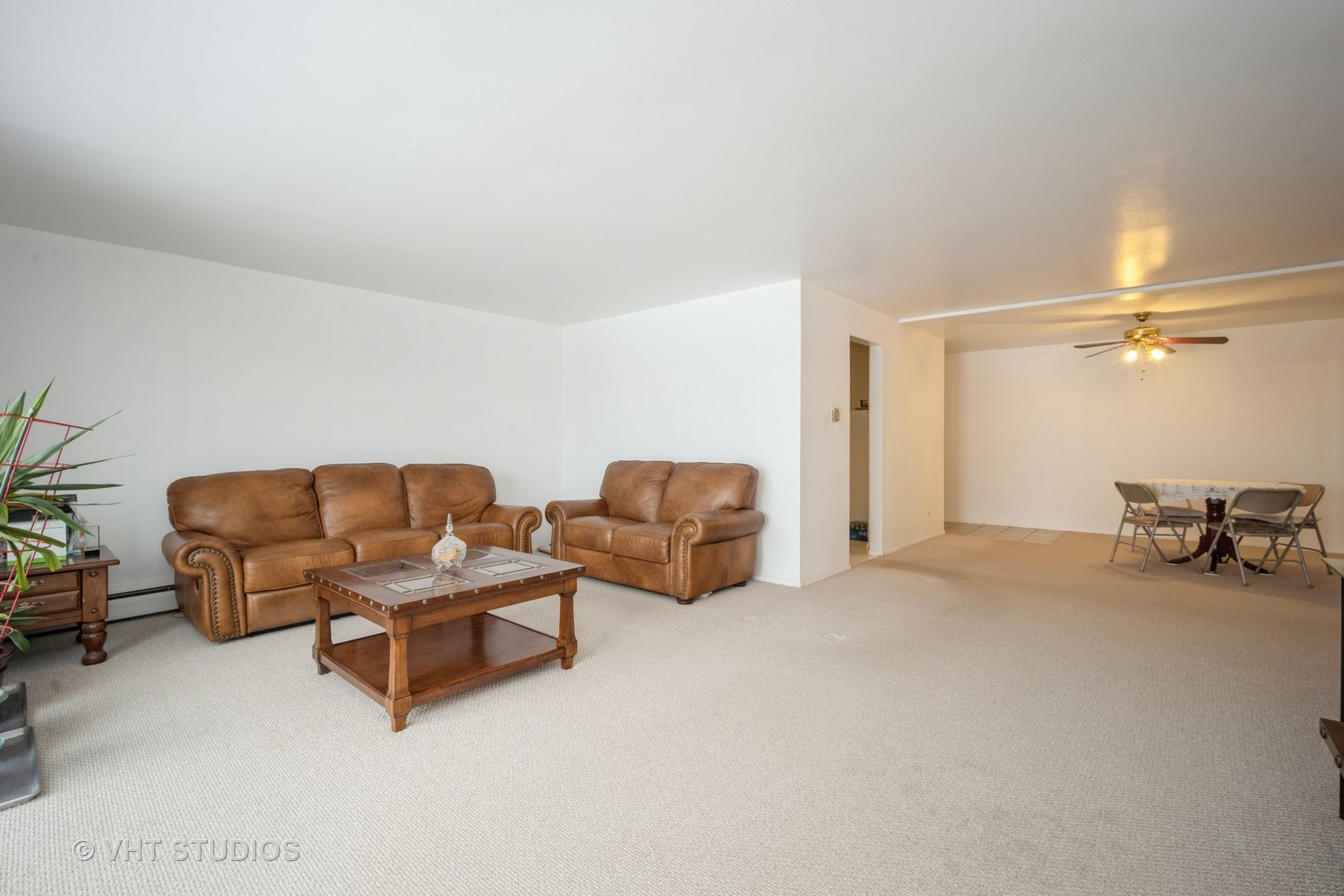 10373 Dearlove Road, Unit 4E Glenview, IL 60025 - Photo 2 of 15