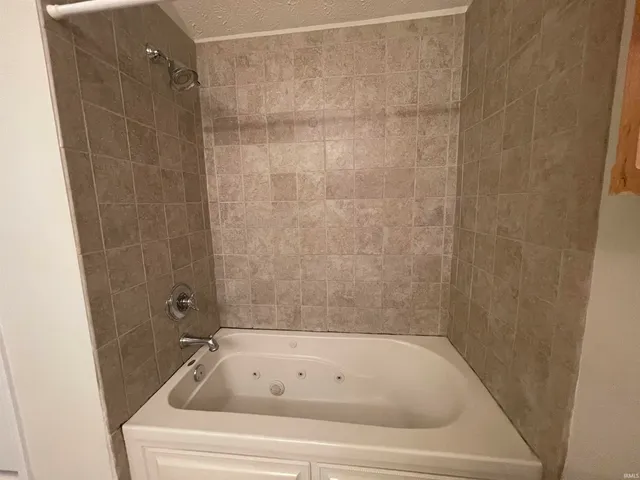 $2,850 | 1200 North Washington Street, Bloomington, IN 47408