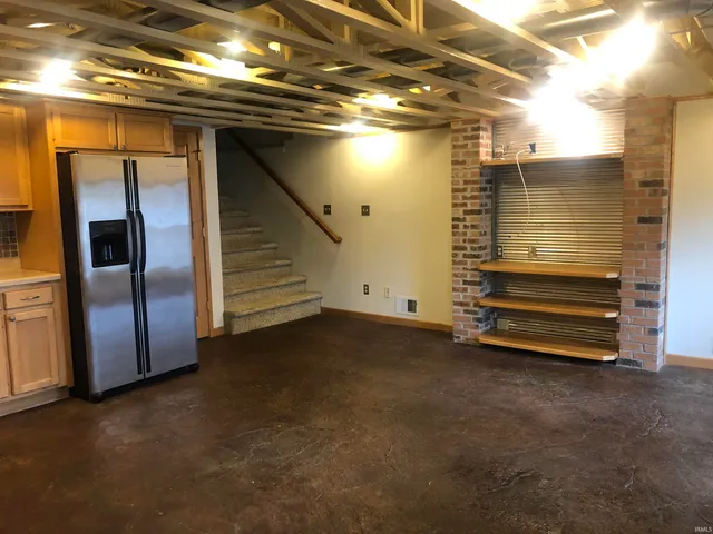 $2,850 | 1200 North Washington Street, Bloomington, IN 47408