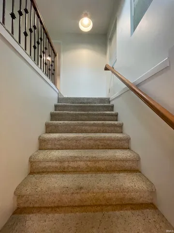 $2,850 | 1200 North Washington Street, Bloomington, IN 47408