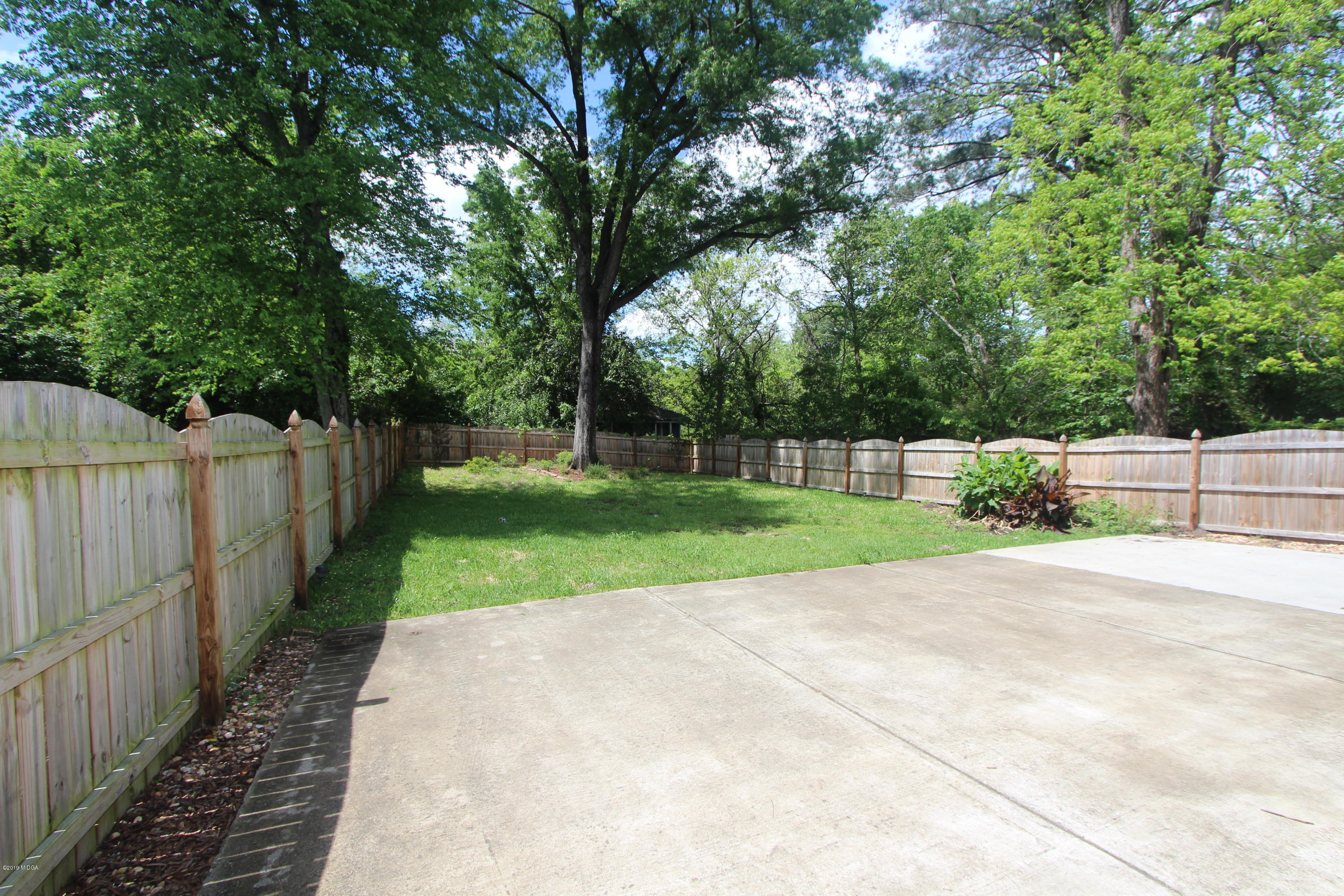 1031 Adams Street Macon, GA 31201 - Photo 22 of 37 22-Yardpkgpad