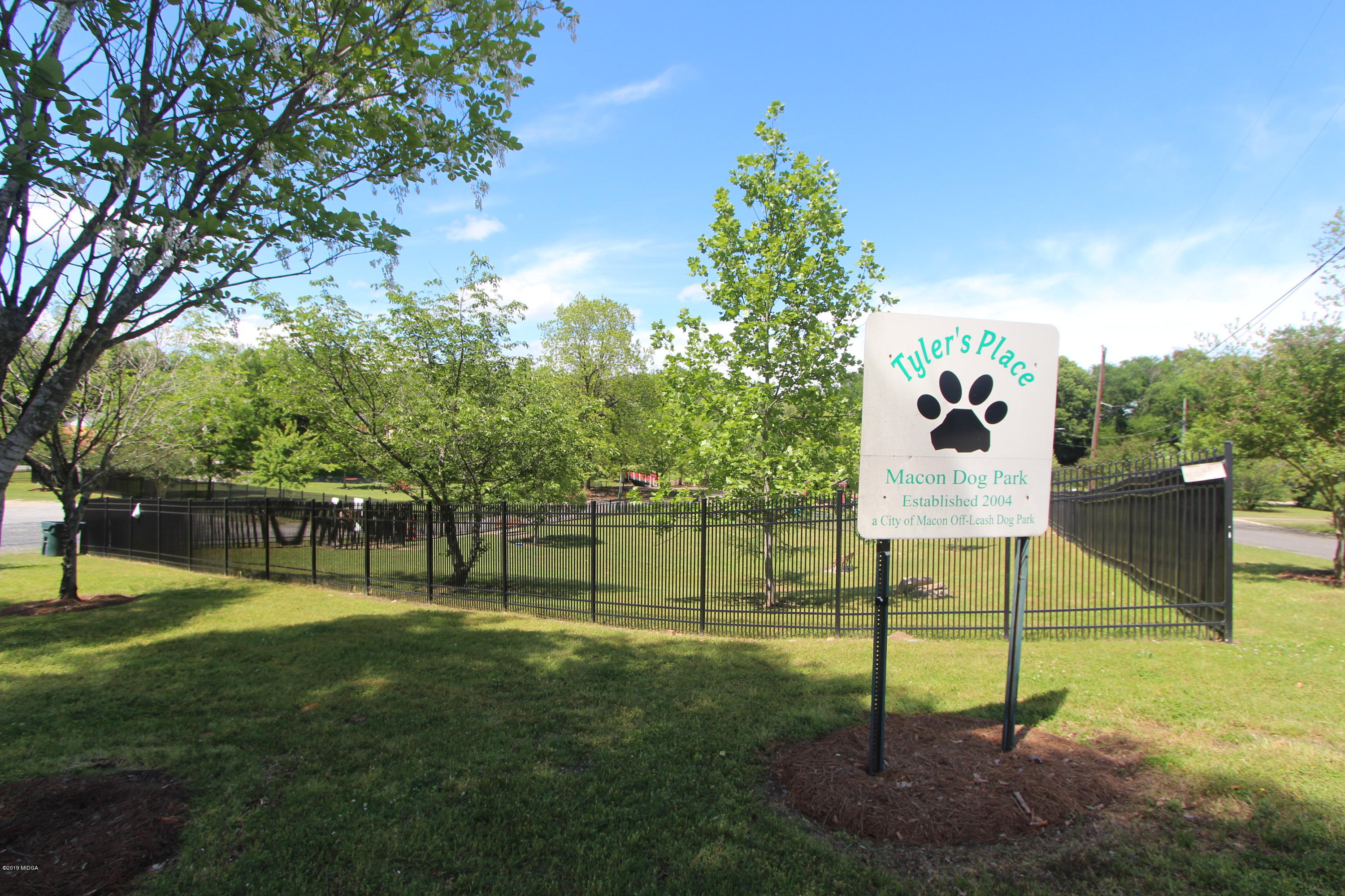 1031 Adams Street Macon, GA 31201 - Photo 28 of 37 28-DogPark
