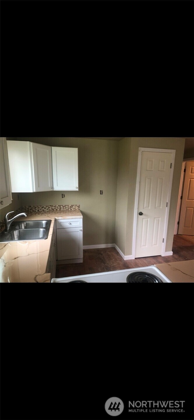 309 East 2nd Street Aberdeen, WA 98520 - Photo 4 of 15