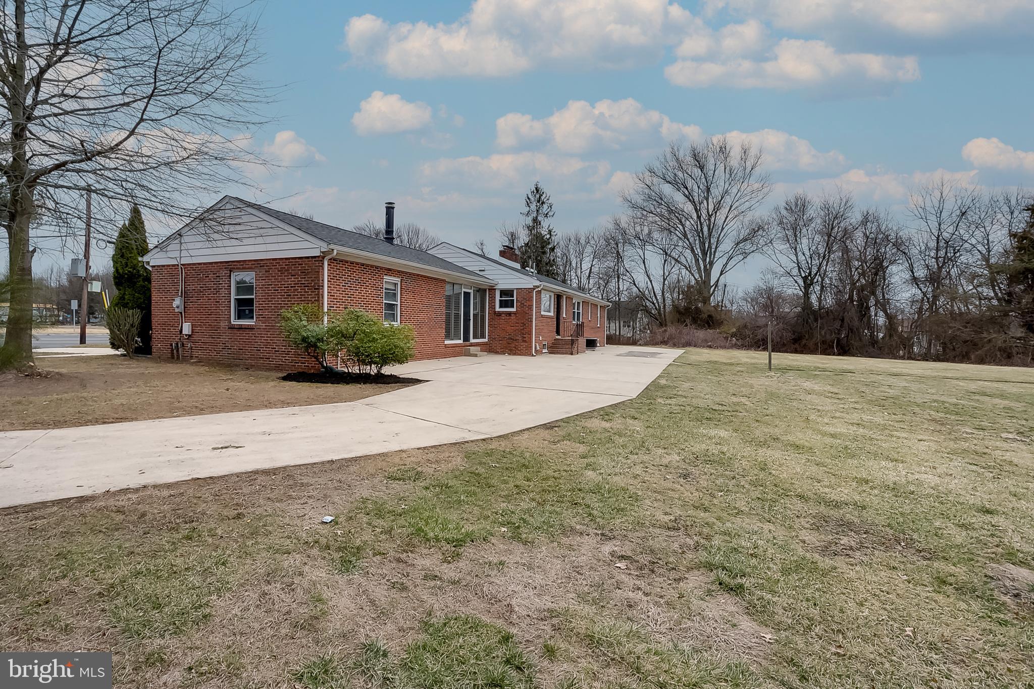 2502 Rancocas Road Burlington, NJ 08016 - Photo 28 of 29 Exterior Front