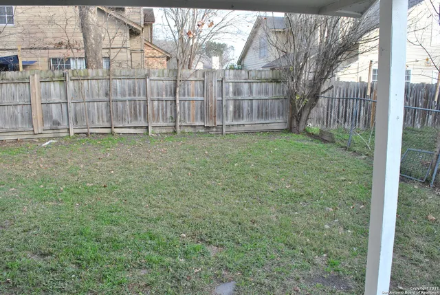 $900 | 7528 Windsor Oaks, San Antonio, TX 78239