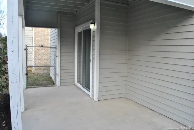 $900 | 7528 Windsor Oaks, San Antonio, TX 78239
