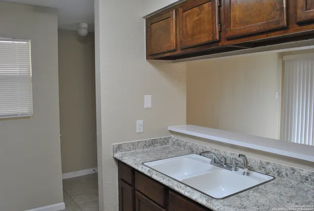 $900 | 7528 Windsor Oaks, San Antonio, TX 78239