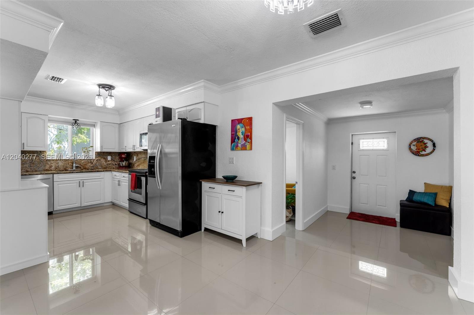 2131 Southwest 17th Street Miami, FL 33145 - Photo 14 of 28 Dining