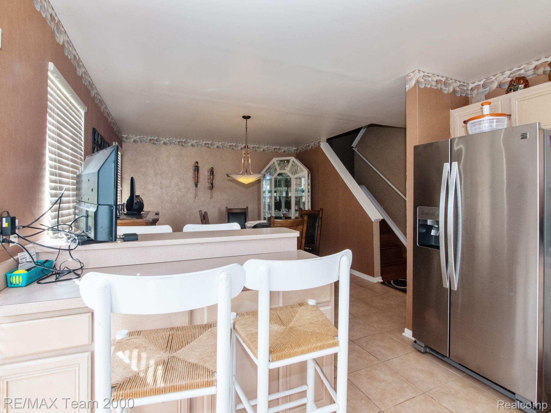 293 Oak Ridge Drive Pontiac, MI 48341 - Photo 10 of 31 10.jpg