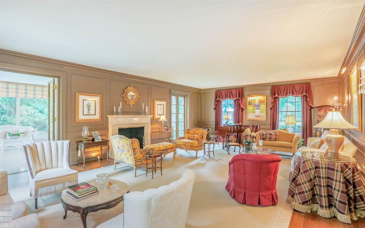 168 Stephens Road Grosse Pointe Farms, MI 48236 - Photo 10 of 49