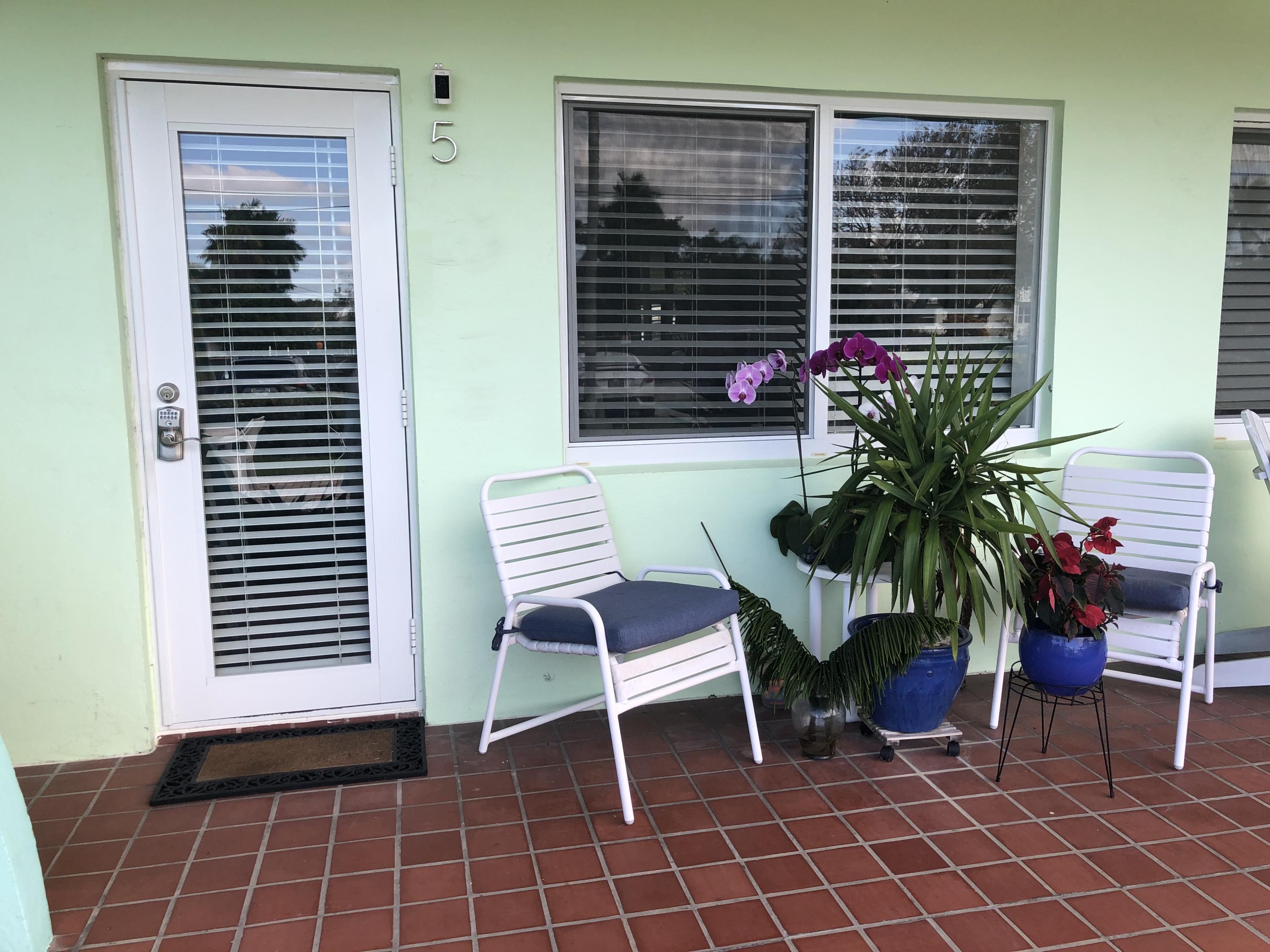 1006 Casuarina Road, Unit 5 Delray Beach, FL 33483 - Photo 3 of 18 IMG_1615