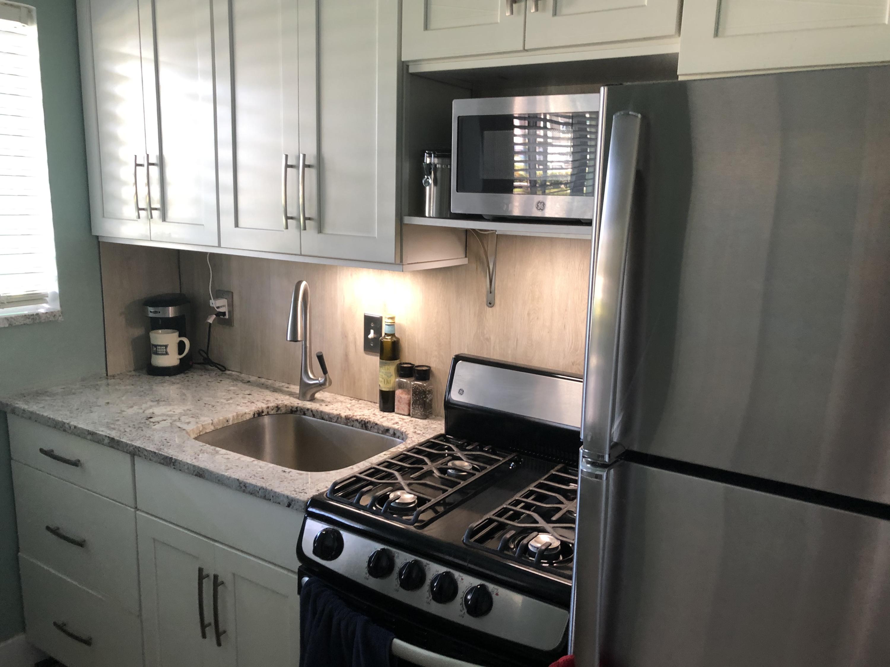 1006 Casuarina Road, Unit 5 Delray Beach, FL 33483 - Photo 6 of 18 SS Sink