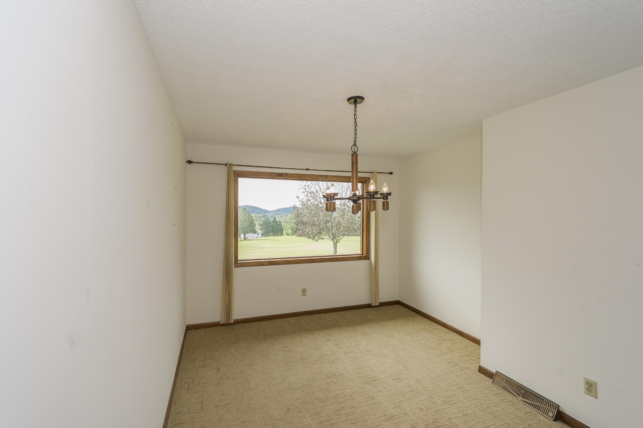 3708 Copper Ridge Road Knoxville, TN 37931 - Photo 8 of 40 Gallery Image 8