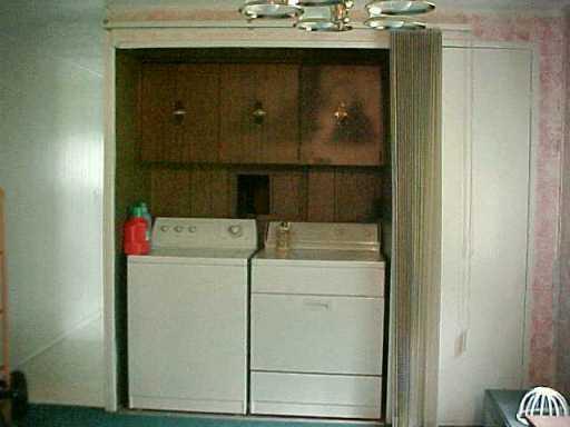 114 Hanover Kendall Road Clinton, PA 15026 - Photo 5 of 8 Gallery Image 5