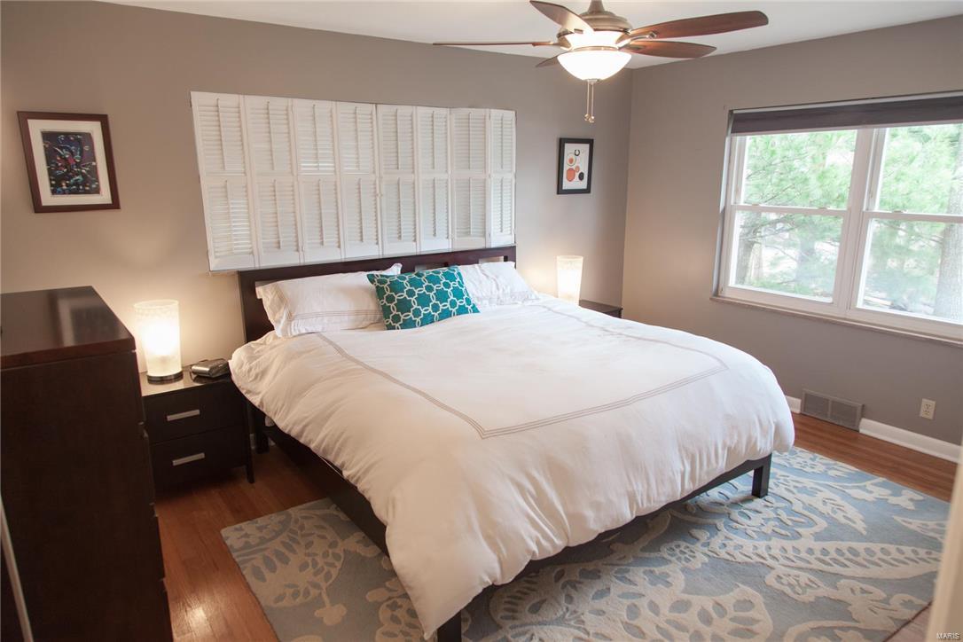 586 Dielman Road St. Louis, MO 63132 - Photo 12 of 23 Gallery Image 12