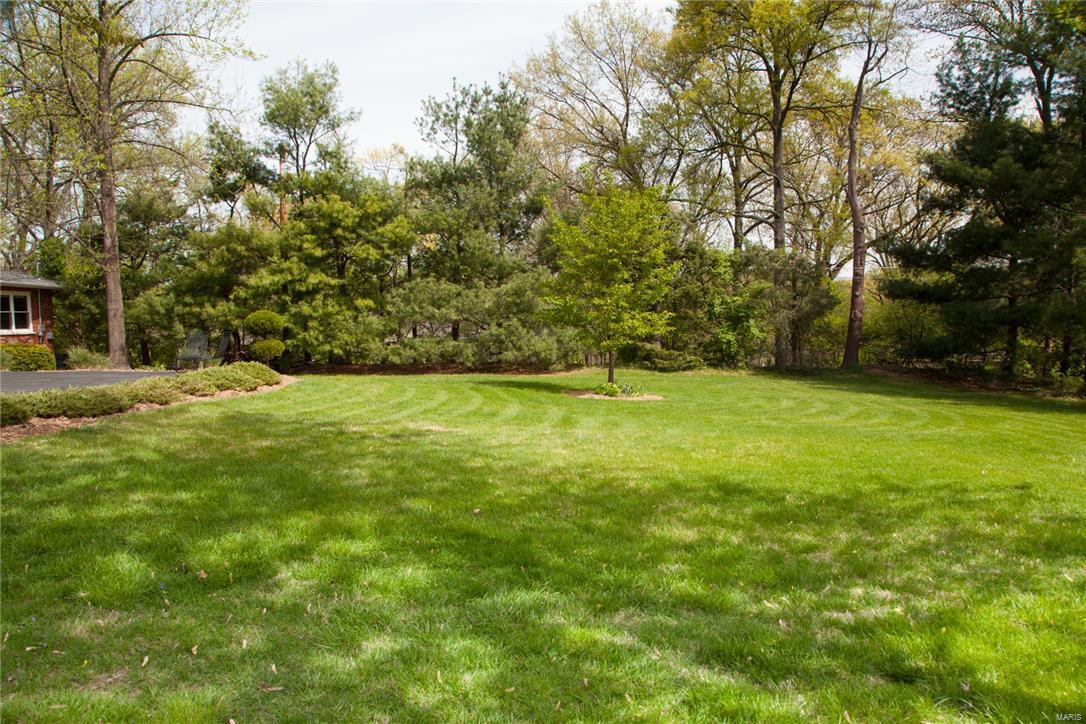 586 Dielman Road St. Louis, MO 63132 - Photo 22 of 23 Gallery Image 22
