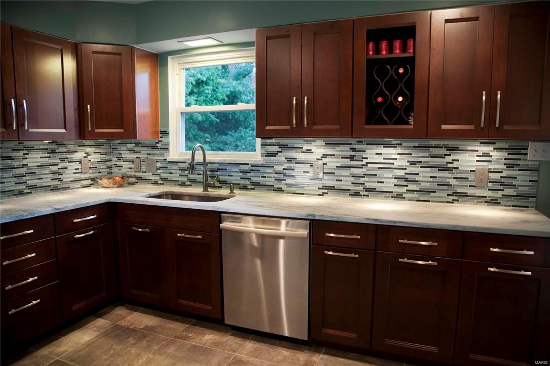 586 Dielman Road St. Louis, MO 63132 - Photo 8 of 23 Gallery Image 8