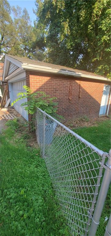 63 Pride Road Pittsburgh, PA 15235 - Photo 13 of 16