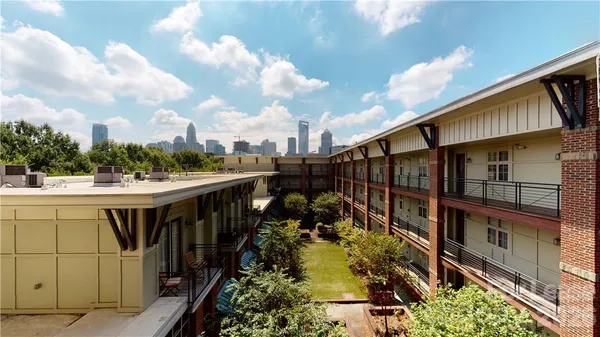 $1,395 | 1101 West 1st Street, Unit 419, Charlotte, NC 28202
