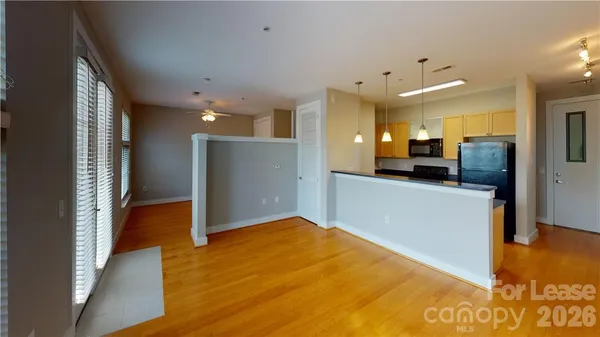 $1,395 | 1101 West 1st Street, Unit 419, Charlotte, NC 28202