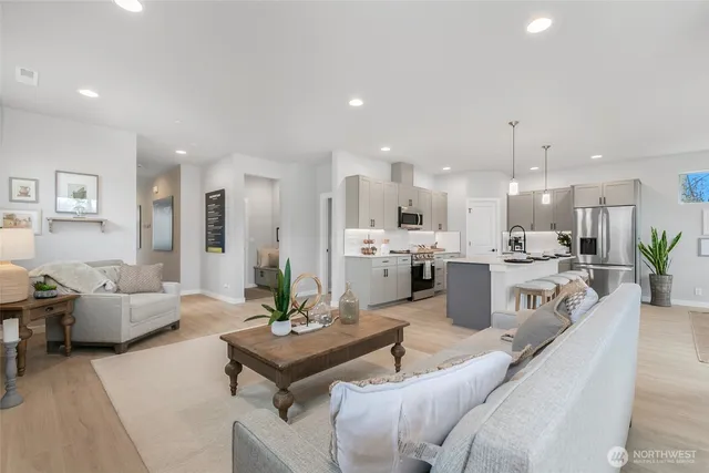 $959,900 | 13329 Southeast 238th Place, Unit 16, Kent, WA 98042