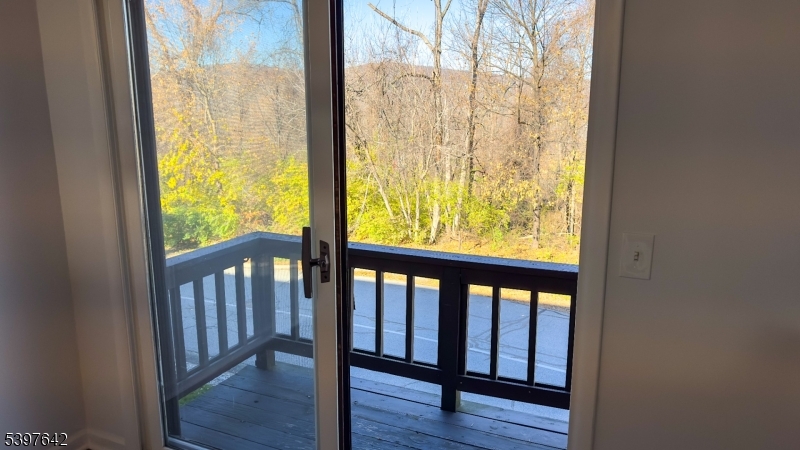 1 Snowbird Court Vernon, NJ 07462 - Photo 14 of 17