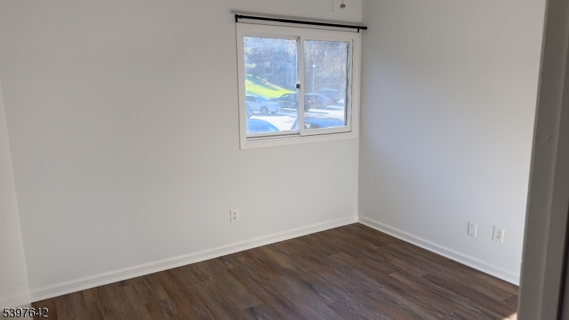 1 Snowbird Court Vernon, NJ 07462 - Photo 7 of 17