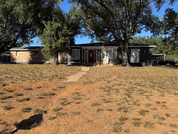 $225,000 | 1117 East Brazos Street, Pearsall, TX 78061