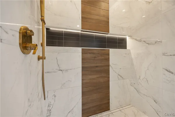 $947,000 | 4285 Cindy Lane, Onondaga, NY 13215