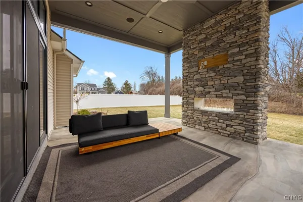 $947,000 | 4285 Cindy Lane, Onondaga, NY 13215