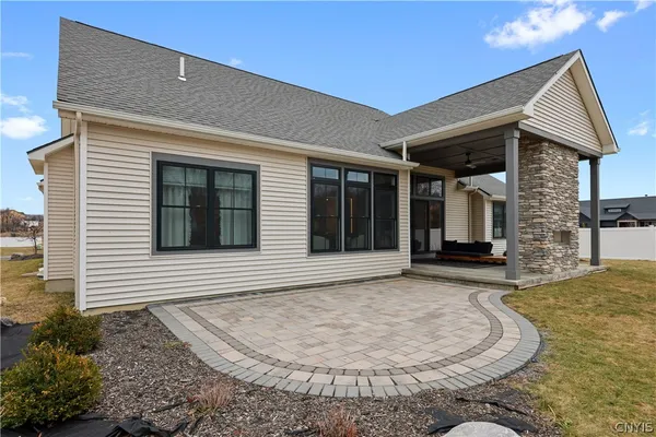 $947,000 | 4285 Cindy Lane, Onondaga, NY 13215