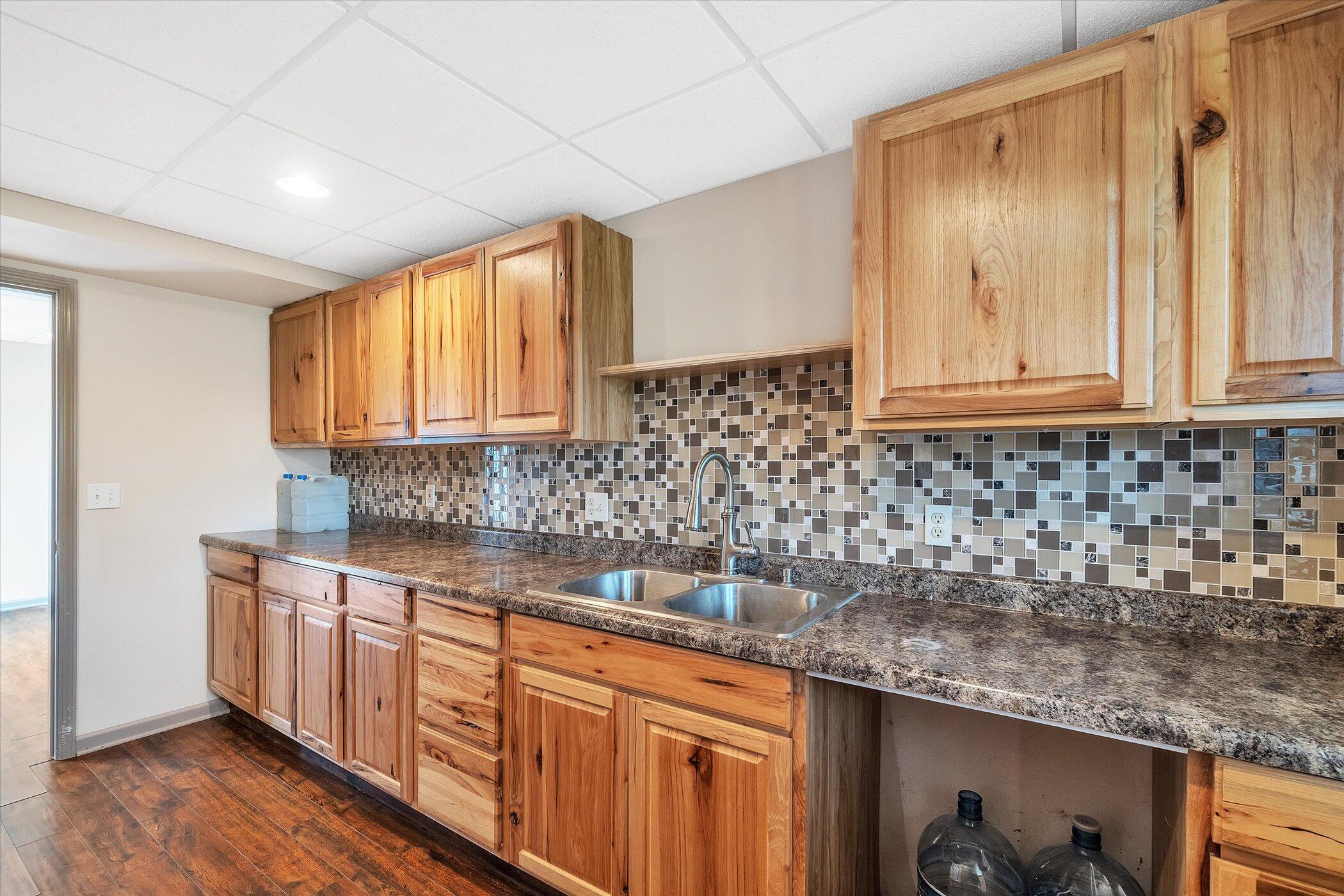 7601 Turk Road Brooklyn, MI 49230 - Photo 21 of 39 32-7601-Turk-Rd-WindowStill-Real-Estate-