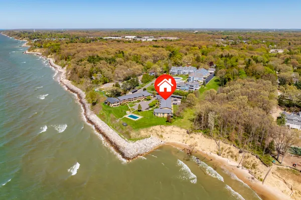 $344,000 | 4150 Ridge Road, Unit 22, Stevensville, MI 49127