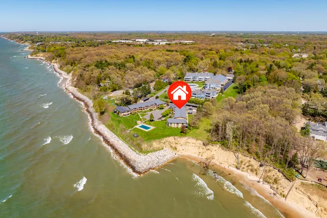 $358,000 | 4150 Ridge Road, Unit 22, Stevensville, MI 49127