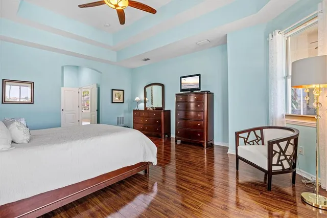 $1,095,000 | 210 166th Street Northeast, Bradenton, FL 34212