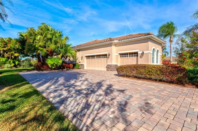 $1,095,000 | 210 166th Street Northeast, Bradenton, FL 34212