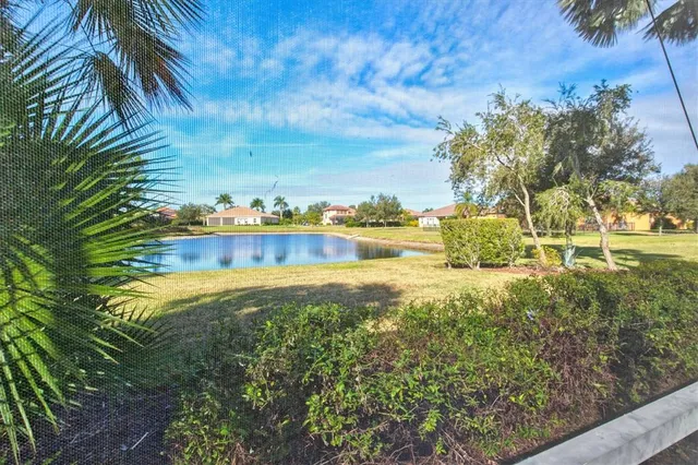 $1,095,000 | 210 166th Street Northeast, Bradenton, FL 34212