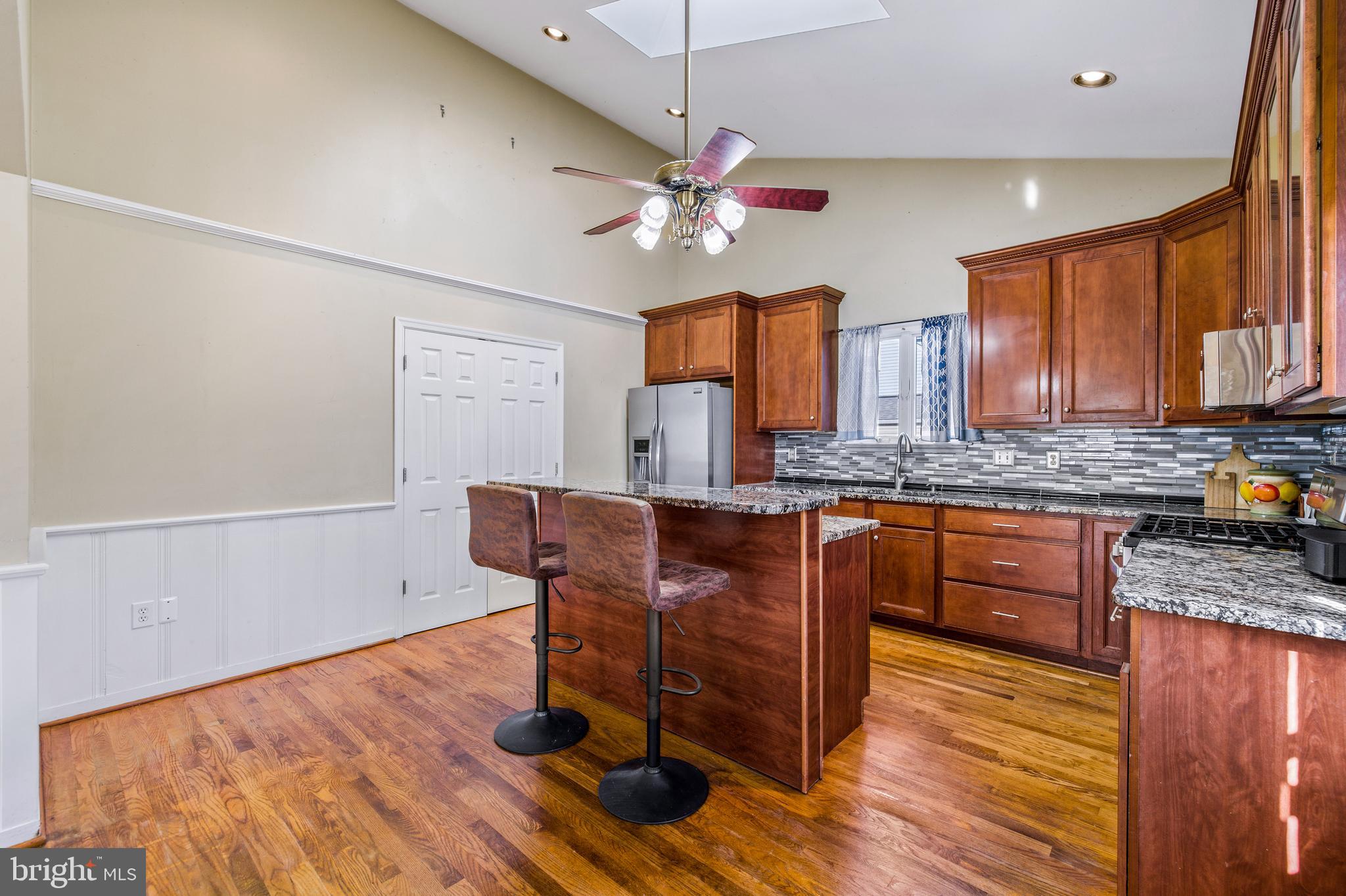 4030 Klausmier Road Nottingham, MD 21236 - Photo 12 of 36 Large kitchen with pantry and island