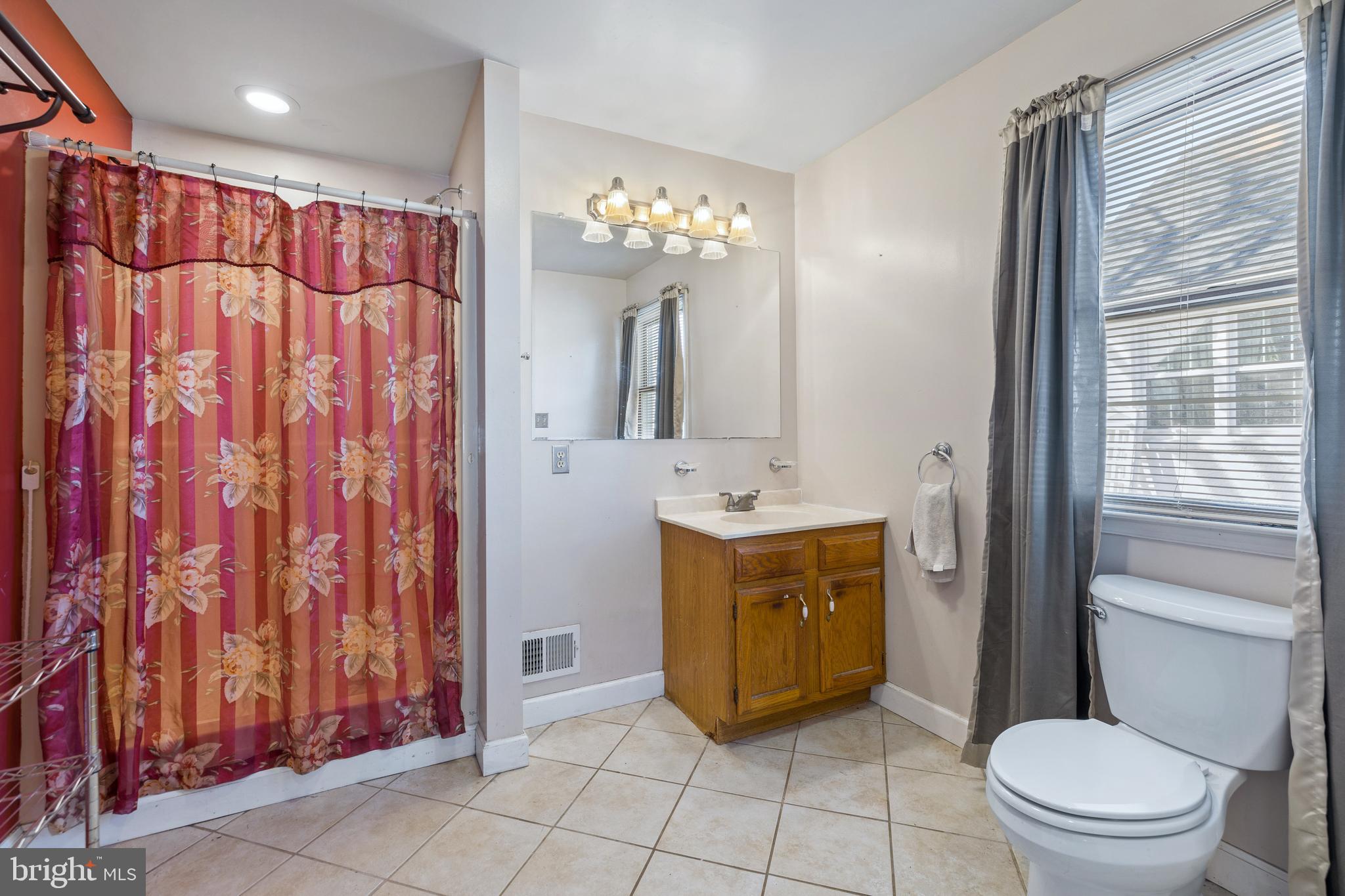 4030 Klausmier Road Nottingham, MD 21236 - Photo 20 of 36 Primary en suite bathroom