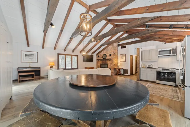 $874,000 | 261 Handle Road, West Dover, VT 05356