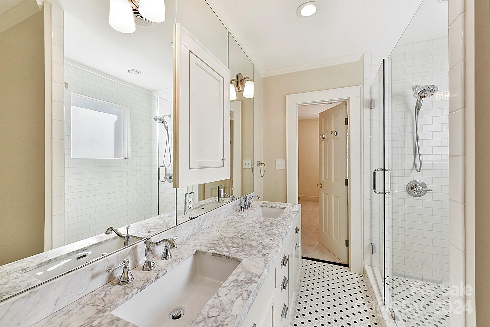 245 Colville Road Charlotte, NC 28207 - Photo 34 of 48 Gallery Image 34