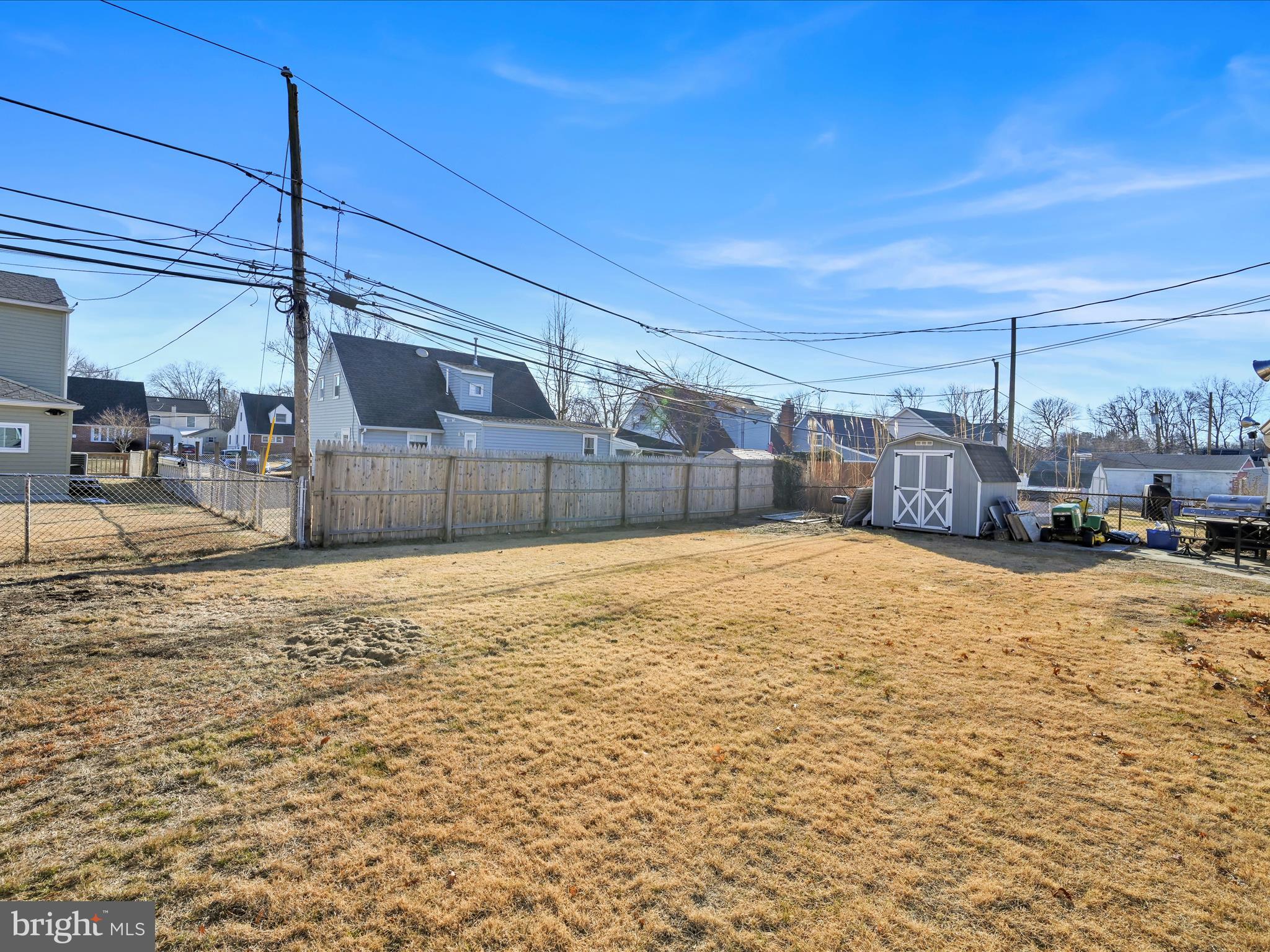 718 Hickory Road Secane, PA 19018 - Photo 30 of 41 Yard