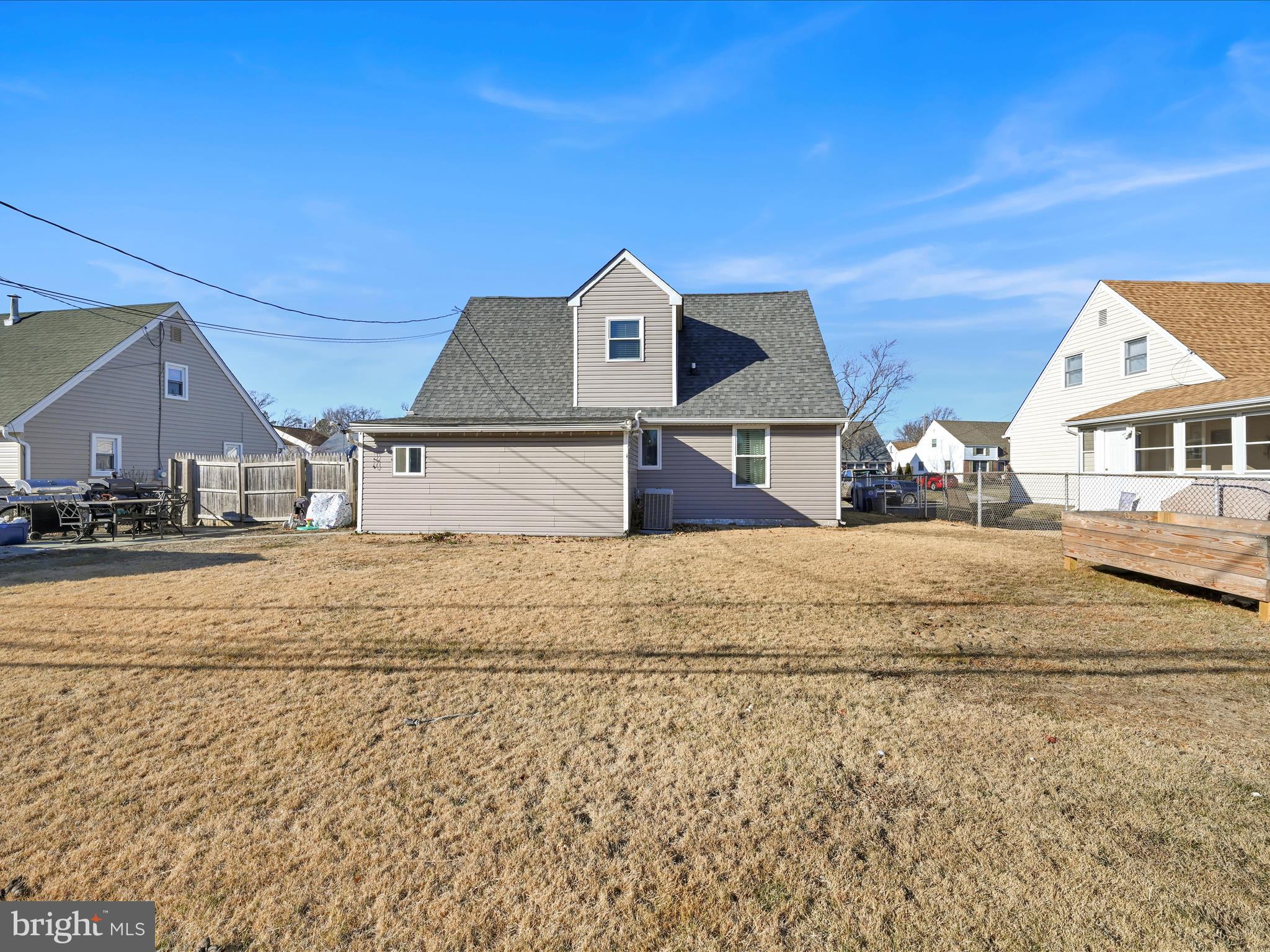 718 Hickory Road Secane, PA 19018 - Photo 31 of 41 Rear