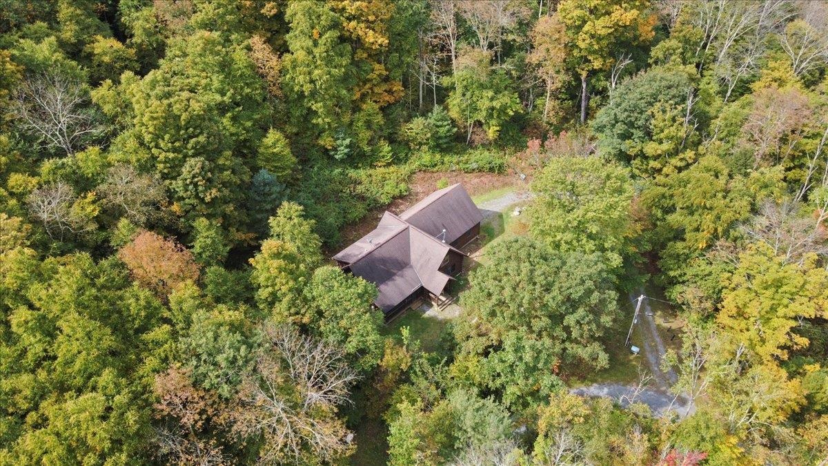 5451 River Road Arlington, VT 05250 - Photo 22 of 45