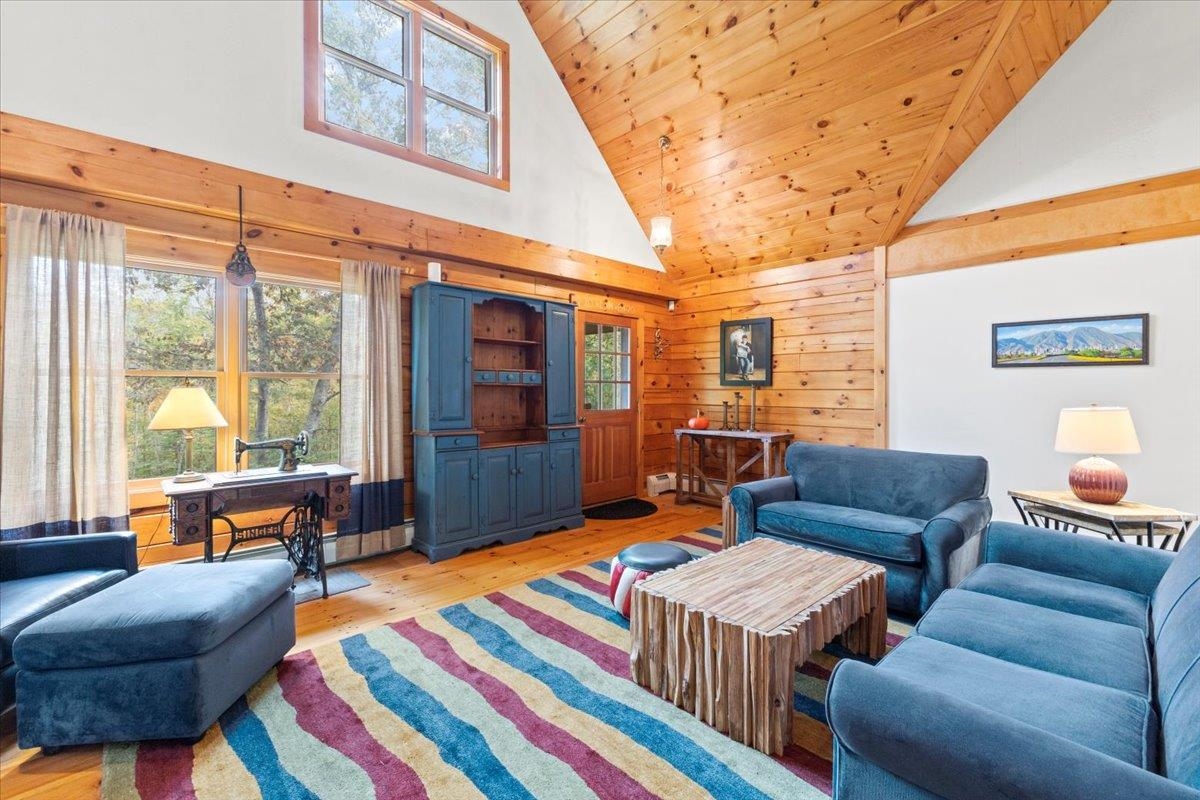 5451 River Road Arlington, VT 05250 - Photo 25 of 45