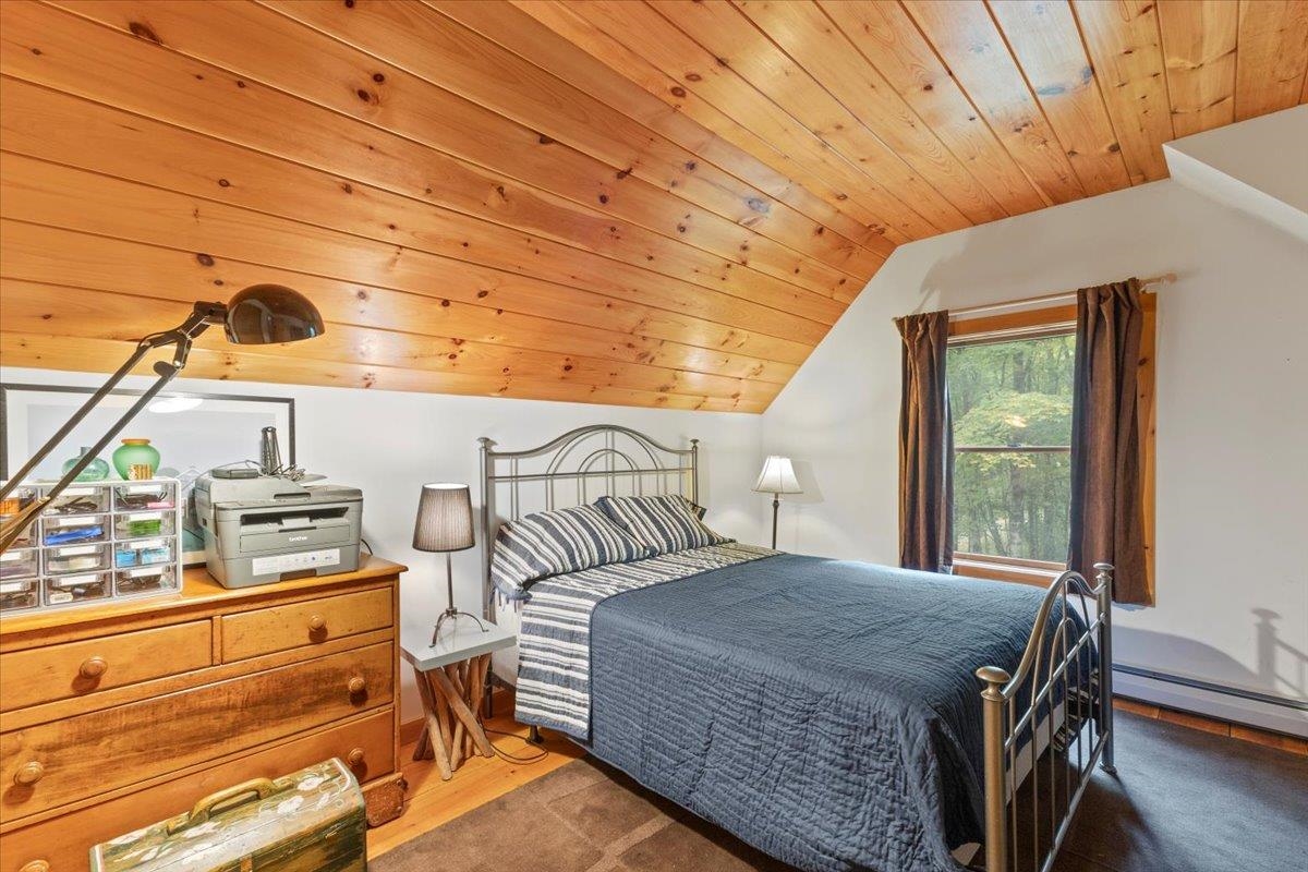 5451 River Road Arlington, VT 05250 - Photo 5 of 45