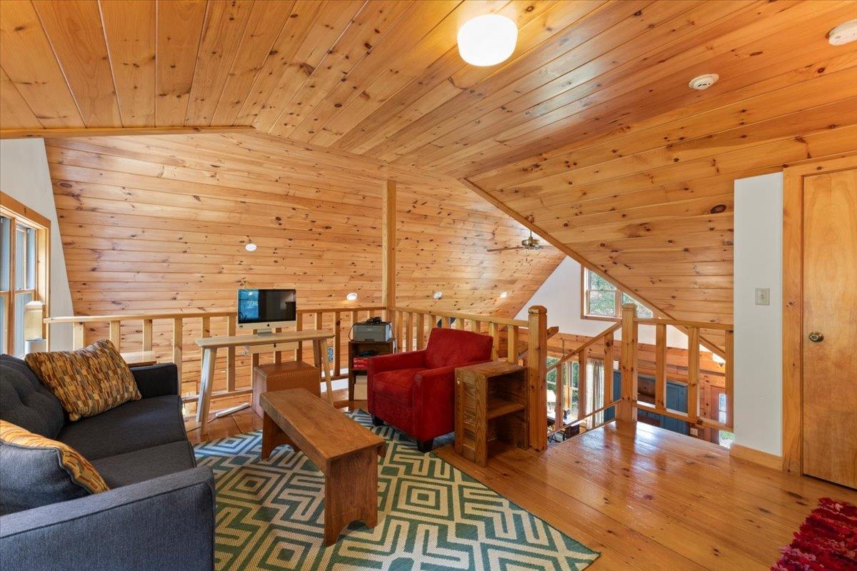 5451 River Road Arlington, VT 05250 - Photo 6 of 45