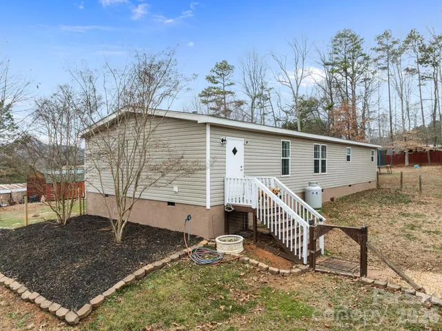 $365,000 | 14 Harkins Lane, Marshall, NC 28753