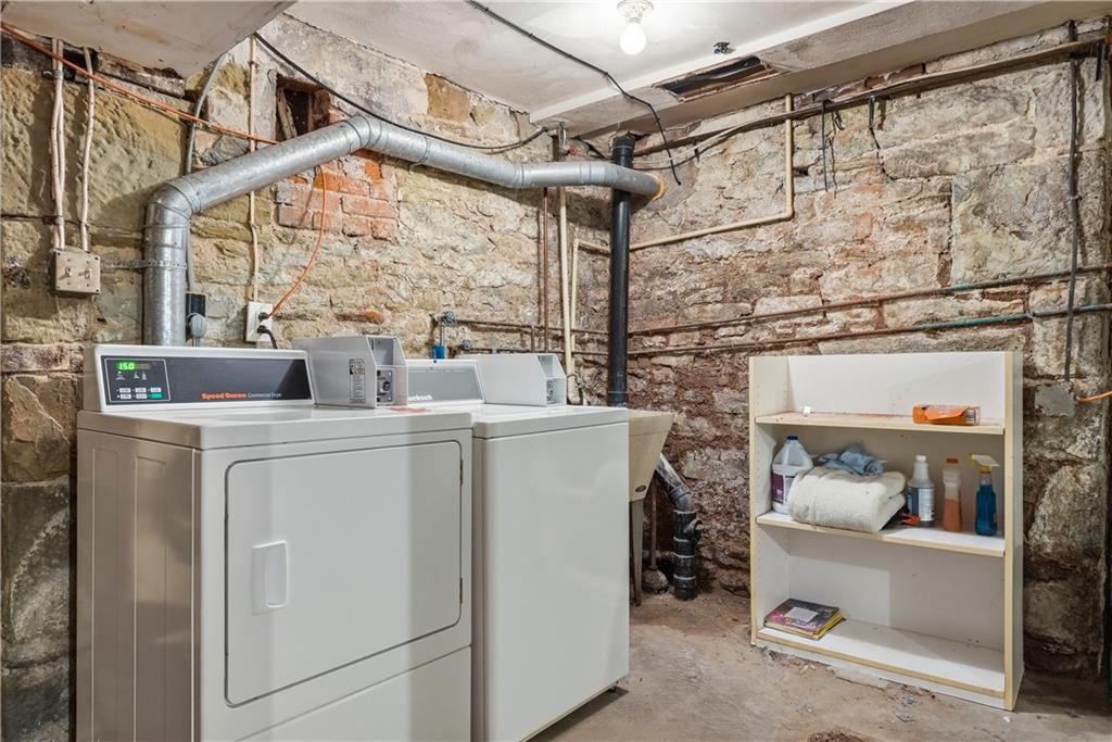 600 Lockhart Street, Unit 3 Pittsburgh, PA 15212 - Photo 37 of 42
